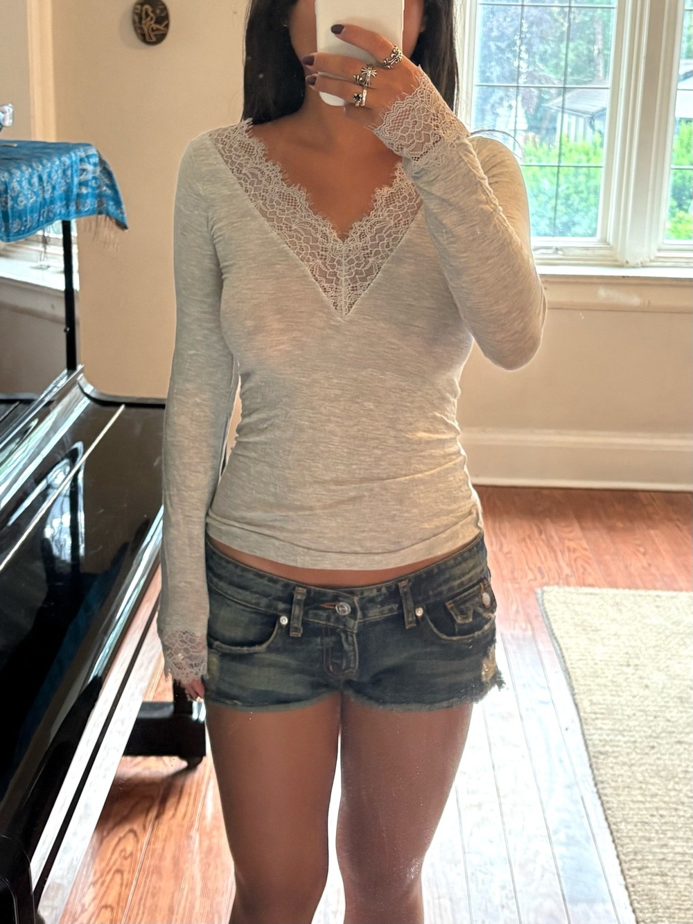 Intimissimi Light Grey Lace-Trim V-Neck Cashmere Long Sleeve Top